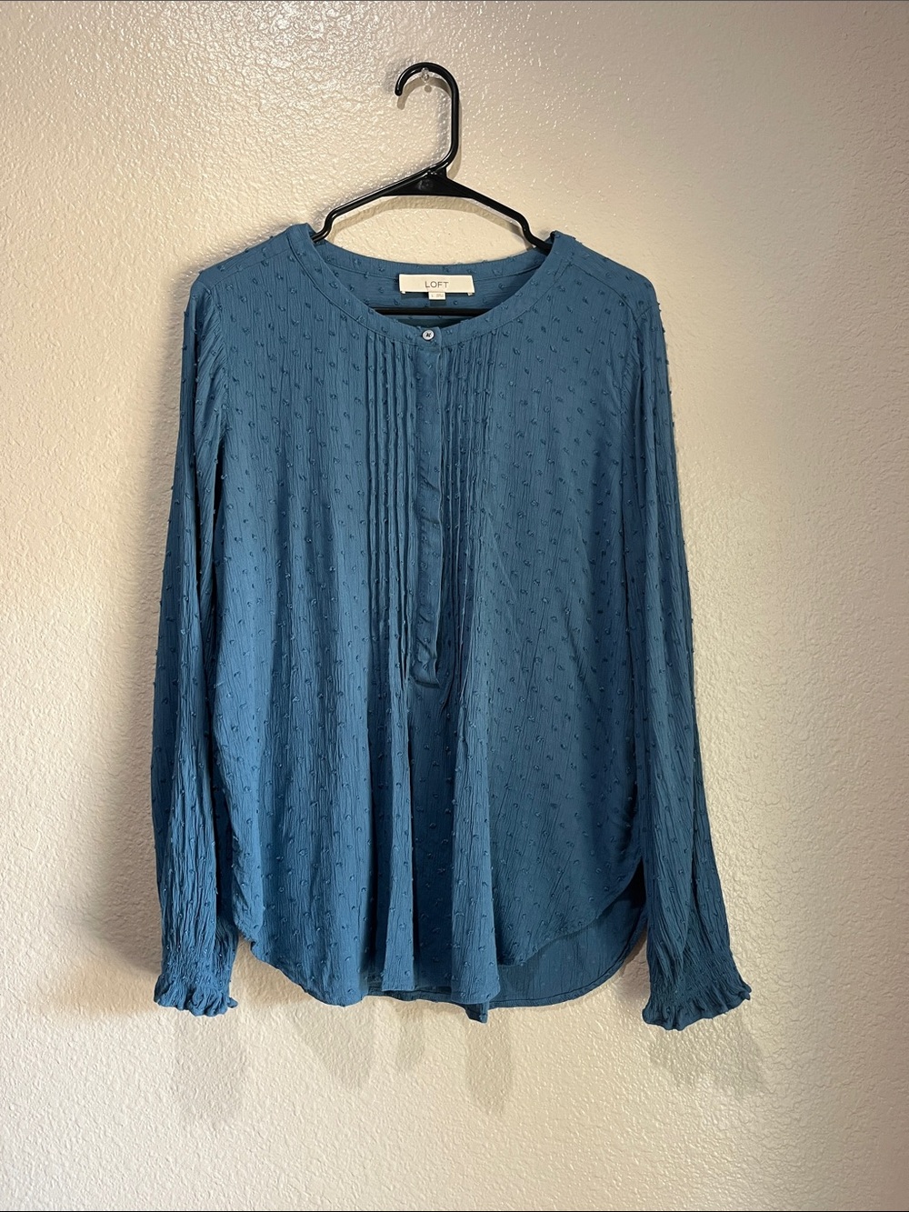 LOFT Teal-Blue Pintuck Button-Front Long Sleeve Blouse Sz L Boho Office Chic